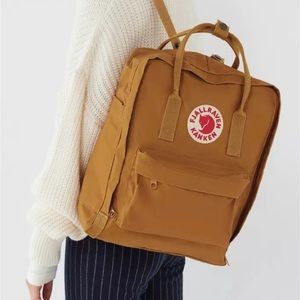 Fjall Raven Kanken Original Backpack Acorn